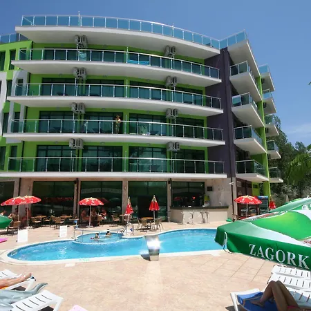 Отель L&b- Free Parking 3*