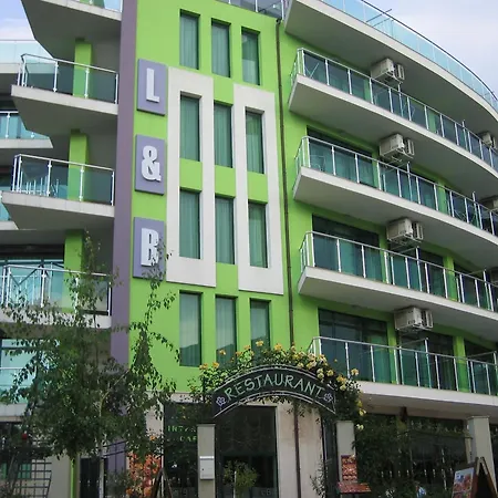 L&b- Free Parking 3*
