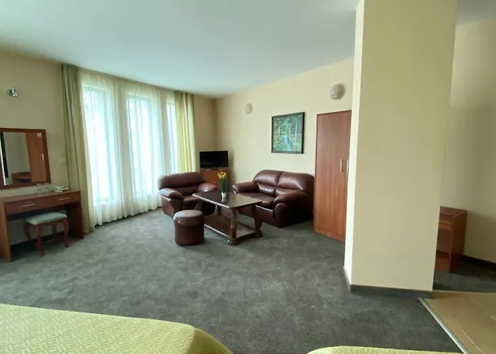 L&b- Free Parking Hotell Slăntjev Brjag