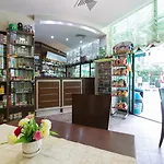 L&b- Free Parking
